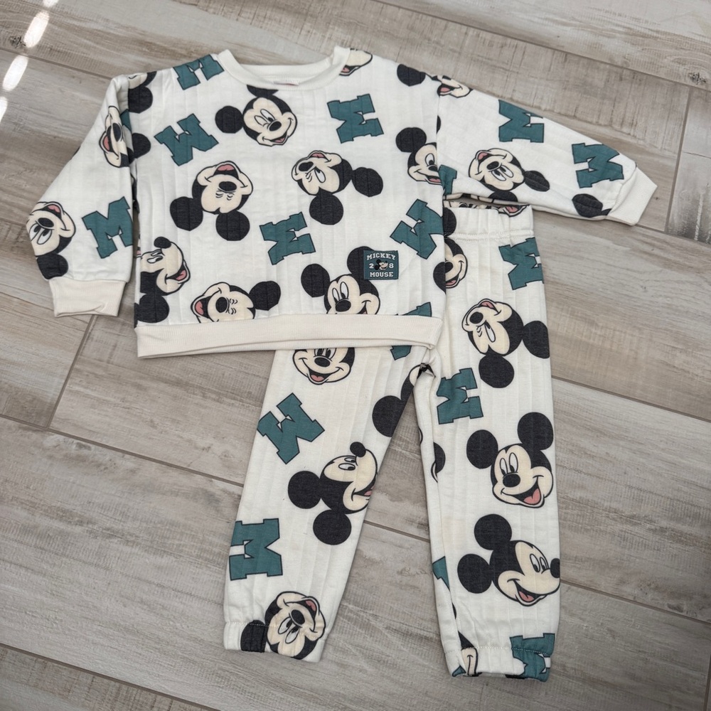 NWOT Disney Mickey Mouse Kids Matching Set - White and Black with Teal Accents
